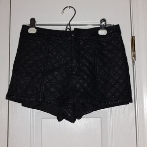 Forever 21 black faux leather quilted shorts Sz M